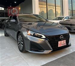 نيسان ألتيما